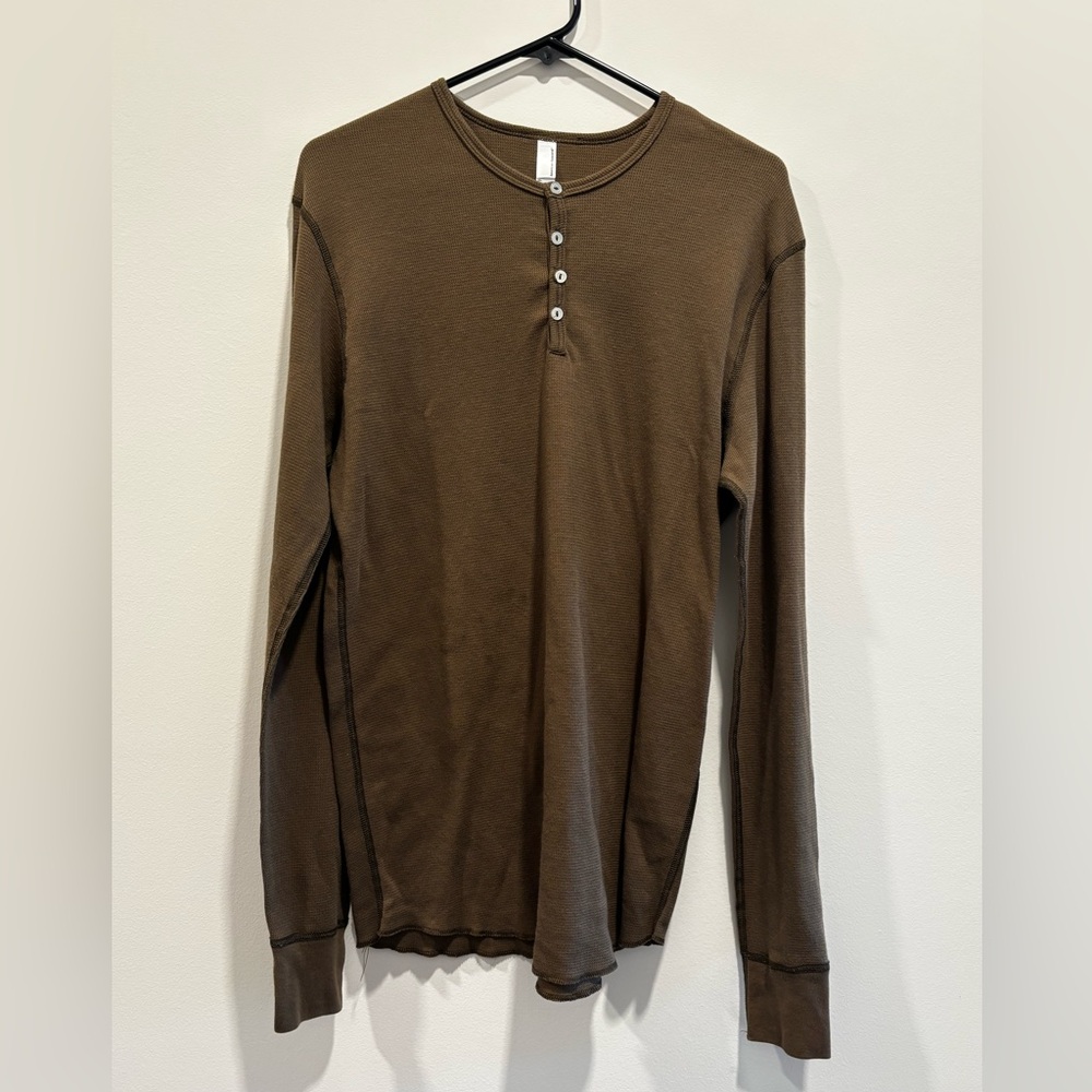 American Apparel Men’s Dexter Morgan Henley Thermal Shirt - Olive Green